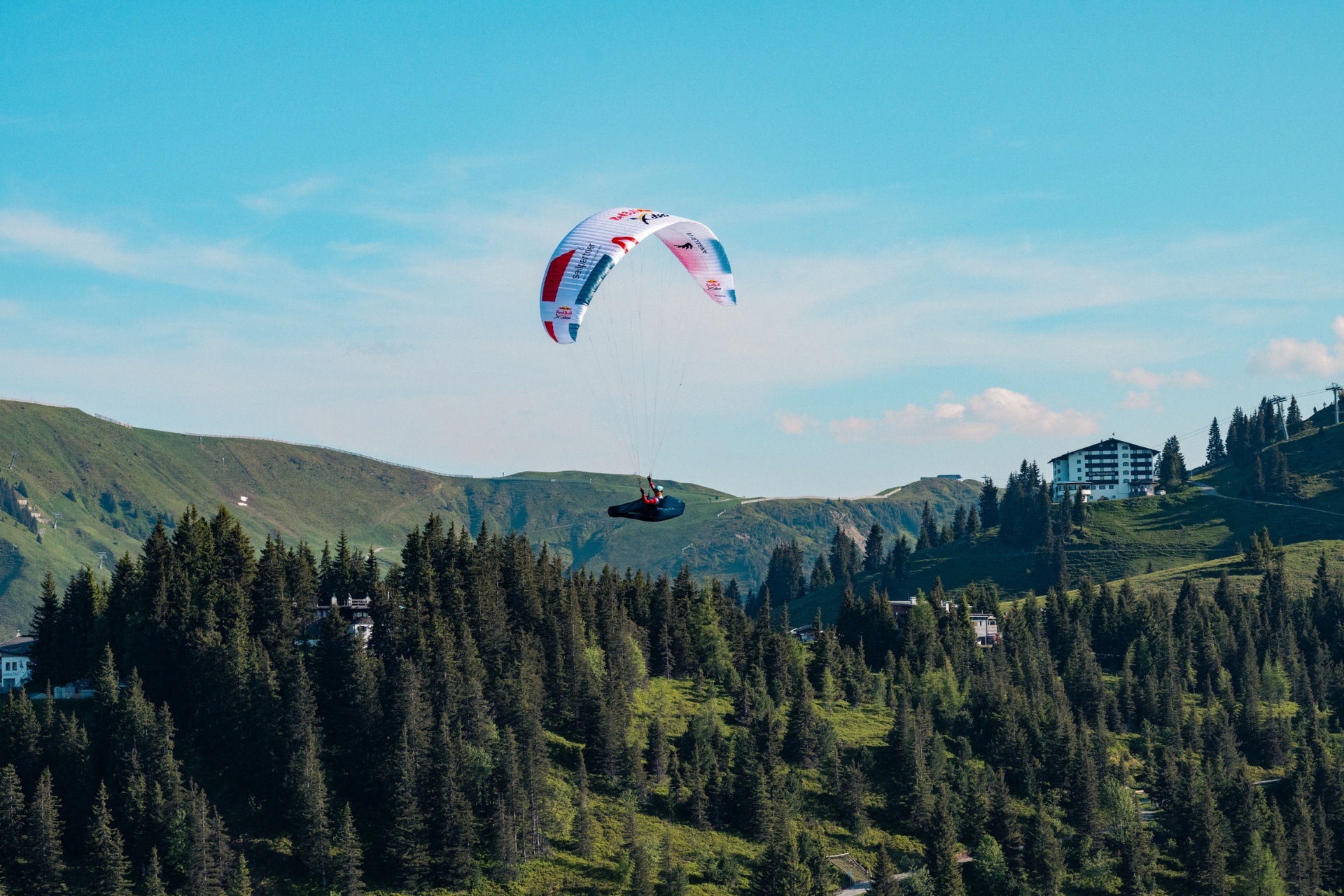 Paragliding über dem Vinschgau